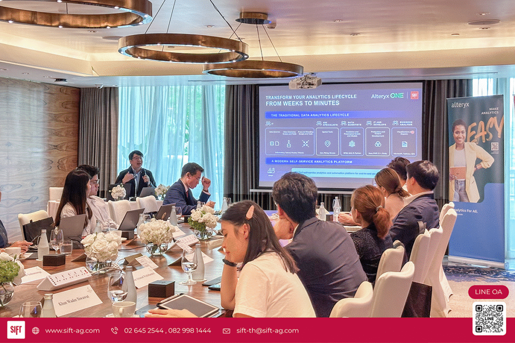 TH_Alteryx_NextGenAI2025_Photo4