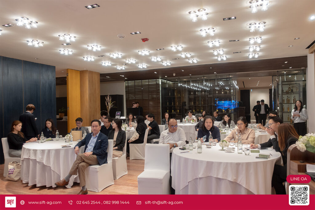 TH_Qlik_AIMomentum_Photo2